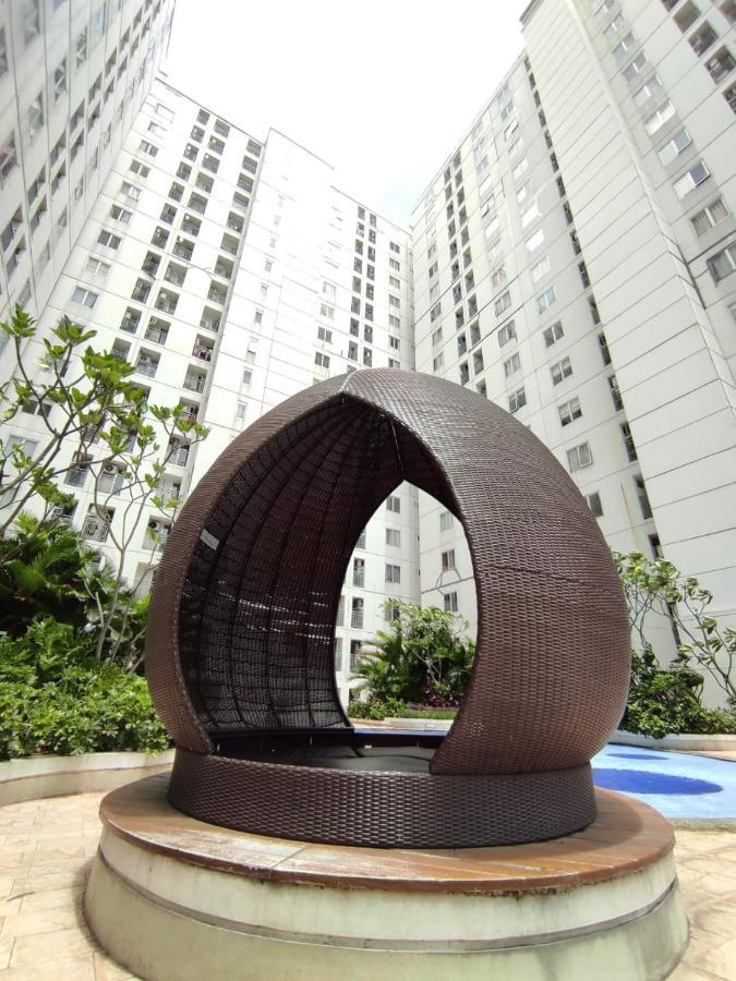 Apartemen Bassura City By Globy Property ジャカルタ エクステリア 写真